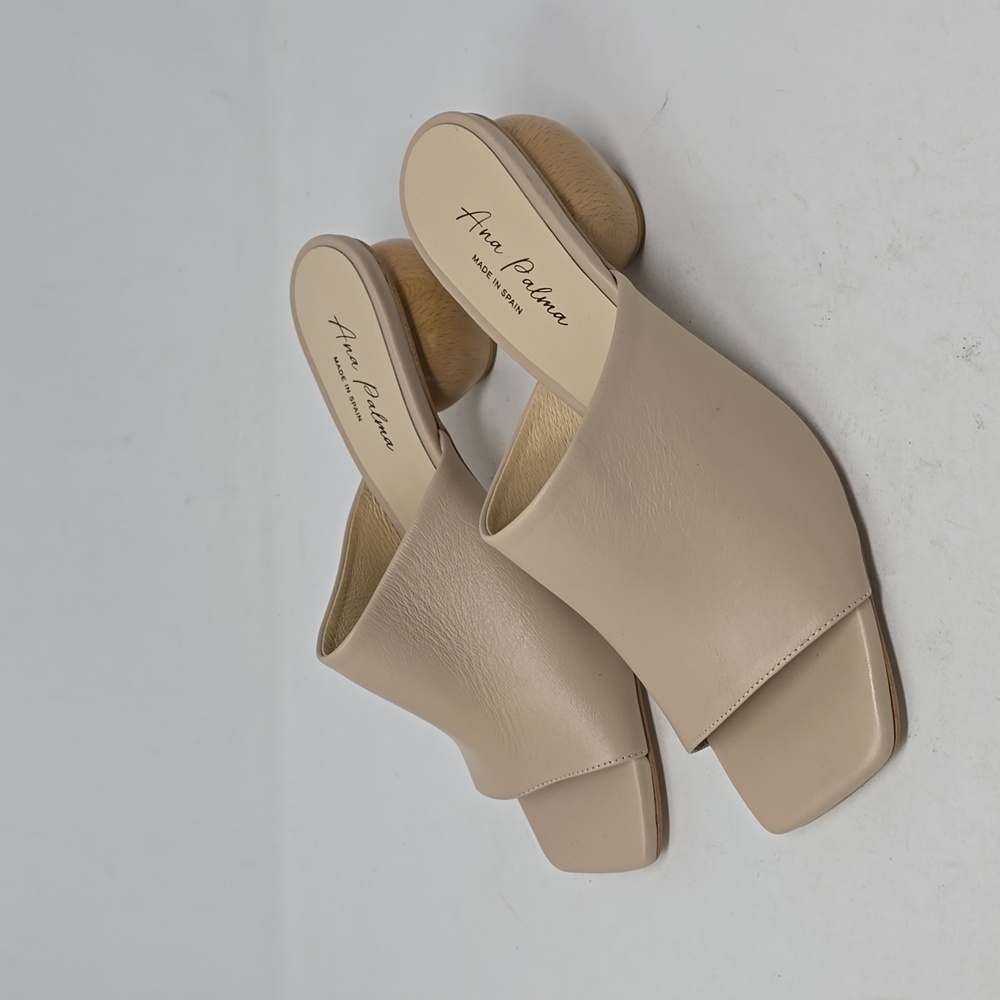 Ana Palma Slip On Mules Nude Leather Size 9